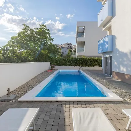 Villa Alessia *